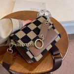 Women Fashion Crossbody Bag Style: 529 - Image 3