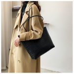 Women Fashion Tote Bag Style:692 - Image 5