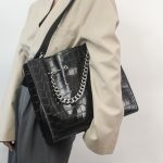 Women Fashion Tote Bag Style:705 - Image 4